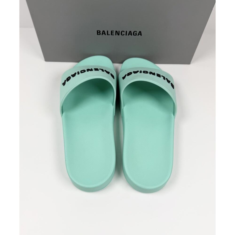 Size 11 - Balenciaga Mint Rubber Pool Sandals NEW! - Picture 3 of 9